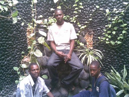LEO. MOUHWELL.CELLAS